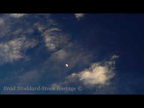 NM037 Moon Clouds Day Time-lapse