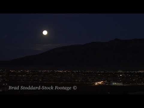 NM093 Snow Moon Rises Over Albuquerque-  021017 - 4k 24p