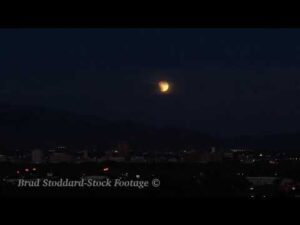 NM132 Lunar Eclipse Albuquerque Time-lapse 30p