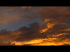 NM144 Golden Clouds Sunset 4k 30p